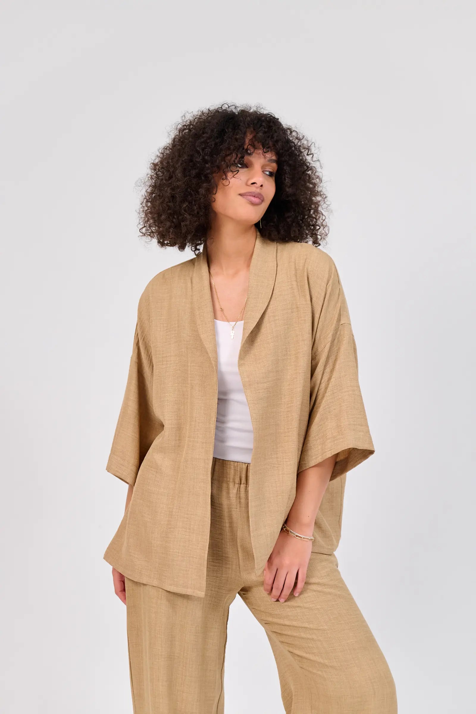 color_Beige